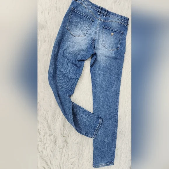 Jean Guess for women - Picture 2 of 6